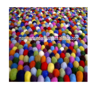 Tapis de porte rond moderne en feutre uni, fait main, en peluche, doux, durable, décoratif, pour entrée et salon, Inde - Product Image 3