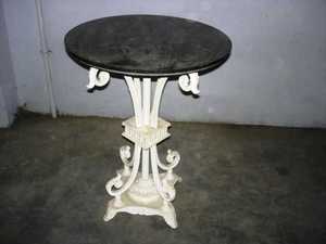 <b>Round</b> Modern Metal Accent Side <b>Console</b> Pedestal End <b>Table</b> for Living Room Bedroom Small Space Furniture - Product Image 1