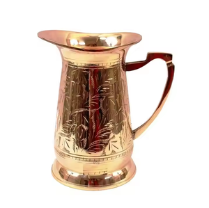 Carafe à eau en cuivre avec une forme élégante et une finition traditionnelle pour la cuisine, la salle à manger et le service quotidien des boissons - Product Image 5
