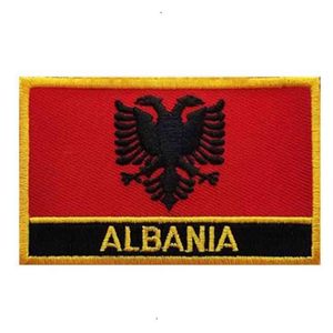 แพทช์ธงชาติแอลเบเนีย 1 ชิ้น แบบรีดติดหรือเย็บติด แพทช์ปักลายธงชาติแอลเบเนีย - Product Image 1