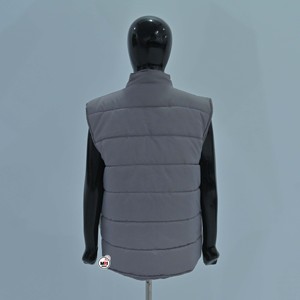 เสื้อกั๊กพัฟเฟอร์สีเทาสำหรับผู้ชายของมหาวิทยาลัยเซาท์แคโรไลนา คอตั้ง ปิดด้วยซิป โลโก้แบบปะติด สวมใส่สบายในฤดูหนาว ระบายอากาศได้ดี - Product Image 2
