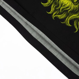 Camiseta deportiva con cuello redondo y estampado de león de Cosh Sports |   Camiseta de Verano Unisex Moderna con Calidad Duradera para Uso Activo y Casual - Product Image 3