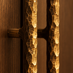 Poignée de porte martelée dorée, longue poignée de meuble texturée, quincaillerie décorative pour meubles - Product Image 3