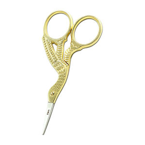 Ciseaux de couture de précision vintage à bec droit de 9,2 cm pour broderie, pour droitiers, pointe acérée, UBI, pour loisirs créatifs, lames en acier à haute teneur en carbone - Product Image 2