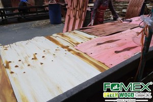 Contreplaqué filmé noir et brun à âme en bois massif 1220x2440mm 1250x2500mm 18mm 21mm pour coffrage de construction - Product Image 6