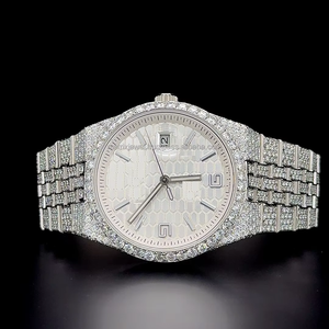 Reloj de acero inoxidable con incrustaciones de moissanita de primera calidad, hecho a mano, completamente cubierto de moissanita, movimiento de cuarzo. - Product Image 1