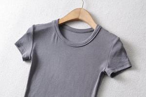 Camiseta Corta para Mujer, Estilo Baby Tee, Ajustada, de Algodón, Manga Corta, Casual, Estética Retro Y2K, Ropa Urbana, Moda de Verano - Product Image 4