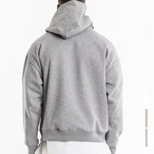 เสื้อฮู้ดผู้ชายสีเทา ผ้าฝ้ายเฟรนช์เทอร์รี่ สีพื้น ดีไซน์ลำลอง ทรงปกติ - Product Image 2
