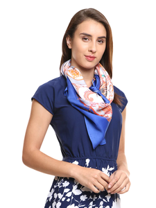 Foulards carrés de mode légers Impression numérique personnalisée Tissu de haute qualité Accessoires élégants pour les commandes en gros - Product Image 5