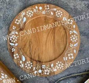 ถาดไม้ตกแต่งทรงกลม ลายแกะสลัก จานเสิร์ฟ จานโชว์ สำหรับตกแต่งบ้าน ของขวัญ โต๊ะอาหาร - Product Image 4