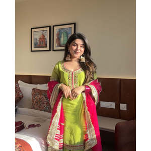 Hermosa ropa de fiesta para mujer Top Plazzo Dupatta Set con bordado de trabajo - Product Image 6