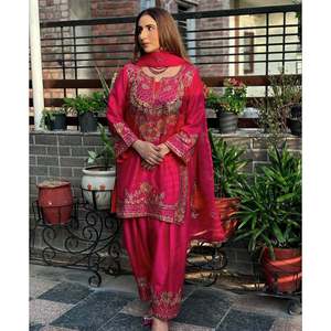 Tenue de fête pour femmes ensemble de costume de travail brodé - Product Image 5