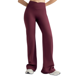 Conjunto Deportivo Personalizado para Mujer, Top Corto y Leggings Acampanados, Ropa Deportiva para Yoga, Gimnasio, Ejercicio, Venta al Por Mayor, Fabricación OEM/ODM - Product Image 5