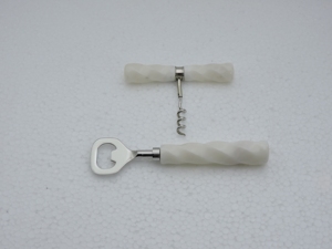 Abridor de botellas de diseño de alta calidad y destornillador de acero inoxidable con mango de resina a un precio muy bajo. - Product Image 3