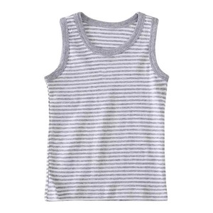 Camiseta sin mangas para niños, elegante y moderna, tela suave y ligera, perfecta para deportes, actividades al aire libre y uso diario, fábrica de ropa OEM, Bangladesh. - Product Image 1