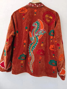 Chaqueta Bomber de Terciopelo Suzani Exclusiva |   Chaqueta Bohemia Floral para Mujer, Reversible, Otoño/Invierno, Vintage, Bordada, con Forro de Algodón y Lino - Product Image 4