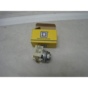 ไฟนำร่องของบริษัท Square D รุ่น KP-1 แรงดันไฟฟ้า 110-120V - อุปกรณ์และอะไหล่เซมิคอนดักเตอร์ระดับโลกที่เชื่อถือได้ - Product Image 2