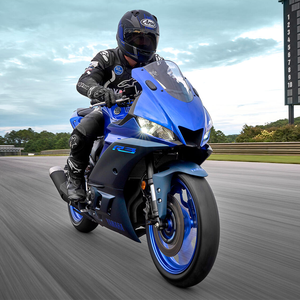 2022 Yamahaa YZF-R3 - Product Image 5