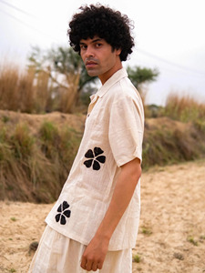 Chemise pour homme en coton Khadi tissé à la main, col cubain, écologique, respirante, haut d'été confortable, manches courtes - Product Image 2