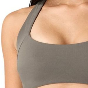 Soutien-gorge de sport dos nageur gris pour femme, léger et anti-humidité, coupe courte, idéal pour l'entraînement, l'exercice, le yoga, la gym et les activités physiques - Product Image 4