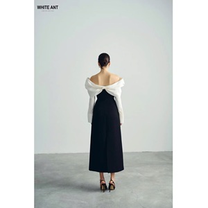 Nueva Tendencia en Blusas para Mujer, Top RACHEL con Hombros Descubiertos, Tela de Alta Calidad, Ropa Femenina con Falda Larga Negra, Hecho en Vietnam - Product Image 3