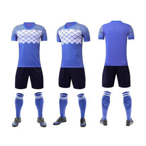 Nouvelle conception, maillots de football personnalisés de haute qualité, séchage rapide avec impression de nom, fabrication d'uniformes par sublimation pour équipes - Product Image 2