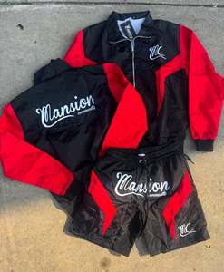 Conjunto de Chaqueta Cortavientos con Capucha y Pantalones Cortos de Nailon para Hombre con Logotipo Personalizado, Ropa Deportiva Informal de Verano con Serigrafía - Product Image 4