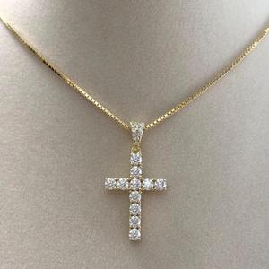 Pendentif Croix Vintage Premium en Moissanite, Diamant Jaune Massif, Bijoux Hip Hop pour Mariages, Fêtes et Cadeaux à Prix de Gros - Product Image 1