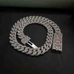 Chaîne cubaine tendance entièrement sertie de diamants Moissanite personnalisés, bijoux hip-hop pour cadeau, chaîne cubaine 16 mm DOPE JEWELLS - Product Image 2