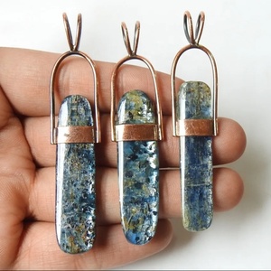 Bleu Kyanite Classique Lunette Réglage Cabochon Lisse Fait Main Cuivre Unisexe Pendentif - Product Image 1