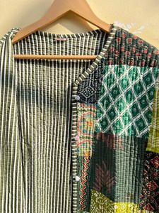 Veste matelassée indienne faite à la main 100 % coton, écologique, anti-plis, respirante, séchage rapide, avec poche avant, coupe classique, automne-hiver - Product Image 3