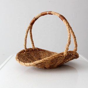 Low Price Natural <b>Seagrass</b> Flower <b>Basket</b> Vintage Style Gift <b>Basket</b> Handwoven Wholesales From Vietnam - Product Image 3