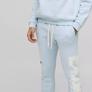 Conjunto de Sudadera con Capucha y Pantalones Deportivos con Estampado Personalizado, Proveedor de Conjuntos Deportivos de Algodón Premium OEM ODM - Product Image 5
