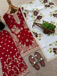 Traje Palazzo de Seda con Bordado de Lujo y Dupatta con Borde de Encaje - Product Image 5