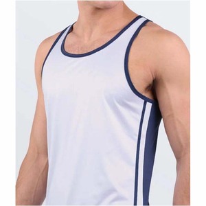 Débardeur sport blanc pour homme avec bordure marine, séchage rapide, tricoté, col rond, sans manches, pour entraînement, fitness et gym - Product Image 1