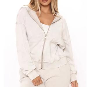 Conjunto de Dos Piezas Personalizado para Mujer, Sudadera con Capucha y Pantalones Cortos de Punto de Algodón, Estilo Casual, para Invierno, Transpirable, con Impresión de Logotipo Personalizado - Product Image 4