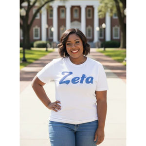 Camiseta Blanca Zeta Blue Diamond para Mujer, 100% Algodón, con Lentejuelas Bordadas, Letras Griegas, Ropa de Sororidad, Zeta Phi Beta, Estilo Clásico - Product Image 3