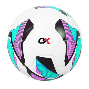 ลูกฟุตบอล PVC น้ำหนักเบาจาก Oxva Industries พร้อมโลโก้ที่ปรับแต่งได้ ผลิตจากวัสดุ TPU คุณภาพสูง เหมาะสำหรับการฝึกซ้อมและการแข่งขันของสโมสรกลางแจ้ง - Product Image 1