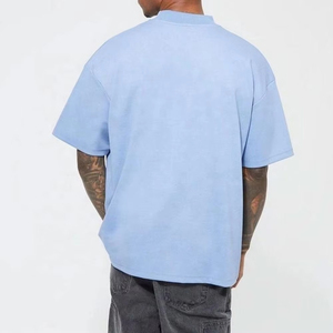 Camiseta de Manga Corta con Cuello Redondo para Hombre, Color Azul Claro Sólido, Corte Holgado, 100% Algodón Jersey, Estilo Casual - Product Image 2