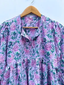 Vestido Mini Casual de Verano con Estampado Floral de Algodón Morado Bohemio, Manga Abullonada, Corte Holgado y Cuello con Lazos - Product Image 3