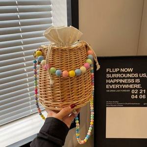 Nuevo Bolso Bandolera de Mujer con Estampado Animal, Tejido a Crochet, con Forro, Diseño a Prueba de Fugas y Cierre de Cremallera - Product Image 1