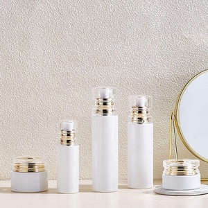 Venta al por Mayor de Botellas de Vidrio con Gotero, Color Personalizado, para Lociones, Sueros, Aceites, Cremas para el Cuidado de la Piel, Perfumes, y Sprays, con Serigrafía - Product Image 3