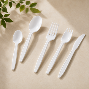 Cuillère en plastique jetable avec logo personnalisé, matériau PP blanc, style simple, utilisation pour les fêtes, emballage en vrac, qualité alimentaire, sûre et hygiénique - Product Image 1