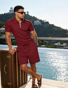 Ensemble de jogging pour hommes, été, tricoté, brodé, 100% coton, séchage rapide, manches courtes, logo personnalisé, ensemble chemise et short - Product Image 1
