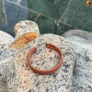 Brazalete trenzado de cobre puro hecho a mano, triple hebra, joyería artesanal de metal y cobre, cable trenzado, joyería curativa para hombres y mujeres, regalo OEM. - Product Image 6