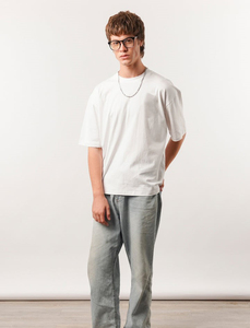 Camiseta de algodón blanca de manga corta con cuello redondo y corte holgado para hombre, estilo casual, de jersey liso, ajuste regular, longitud estándar. - Product Image 3