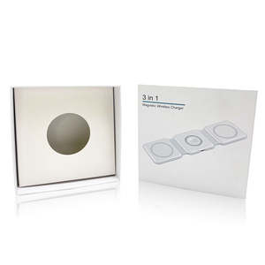 Ensemble d'emballage de chargeur sans fil haut de gamme personnalisé avec fermeture magnétique en carton recyclable, impression quadricolore - Product Image 1
