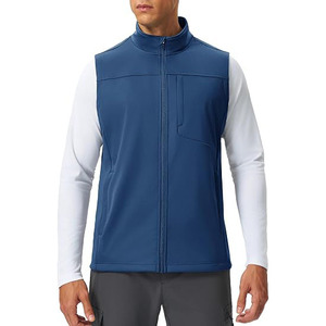 Gilet de golf pour homme découpé au laser, sans couture, softshell, design épuré, performance athlétique, vêtement d'extérieur moderne - Product Image 2