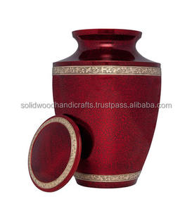 Urnas Funerarias Decorativas de Latón de Alta Calidad, Urnas Hechas a Mano para Hombres y Mujeres - Product Image 1