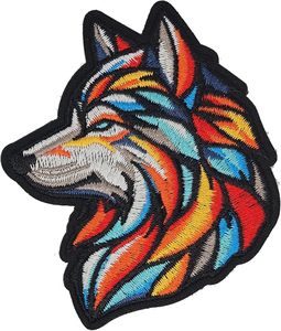 Patch brodé tête de loup colorée à thermocoller, forme irrégulière, en feutre non tissé, pour décoration - Product Image 1